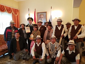 La visita a la Embajada de Rusia por los representantes del sector de camélidos La visita a la Embajada de Rusia por los representantes del sector de camélidos
