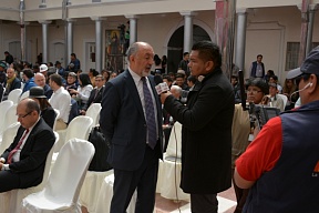 La entrevista en el carnaval La entrevista en el carnaval